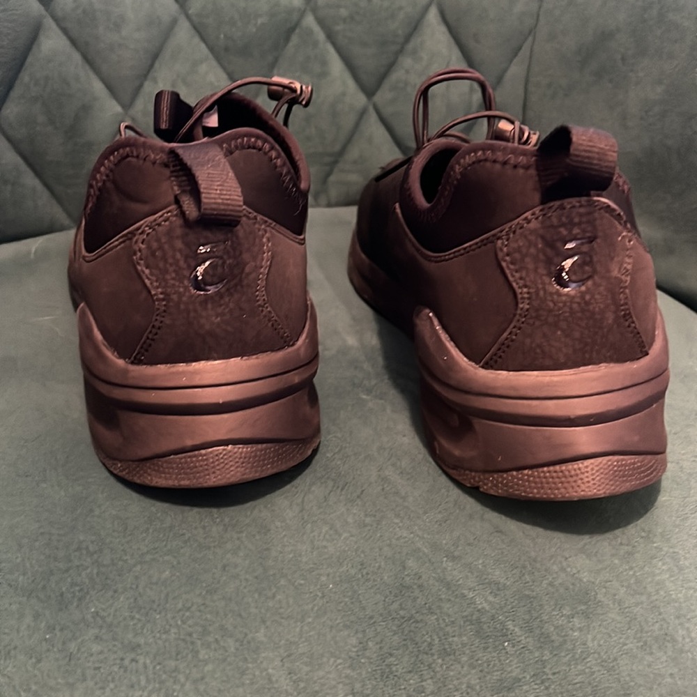 Cloves - Picture 2 of 4